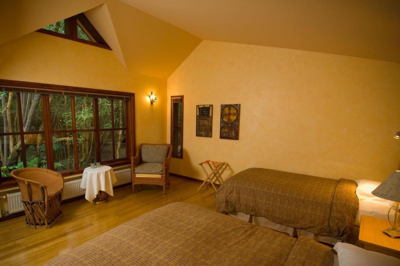 Yan Kee Way Lodge Bungalow Puerto Varas Eksteriør billede