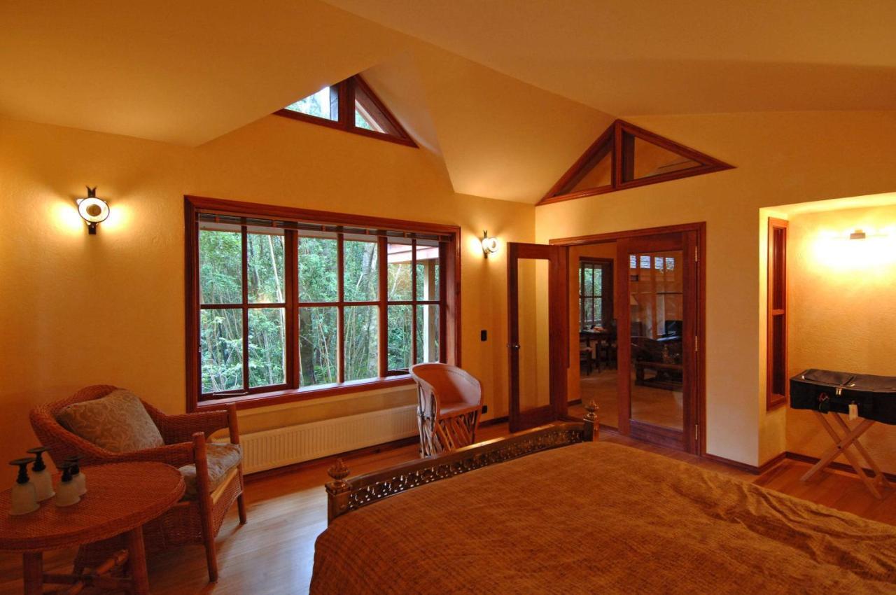 Yan Kee Way Lodge Bungalow Puerto Varas Eksteriør billede