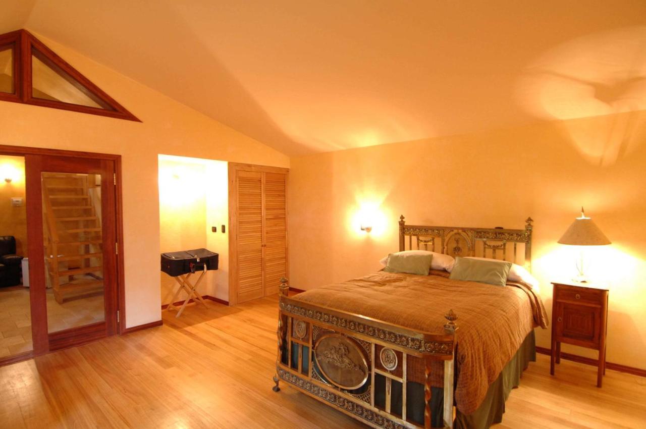 Yan Kee Way Lodge Bungalow Puerto Varas Eksteriør billede