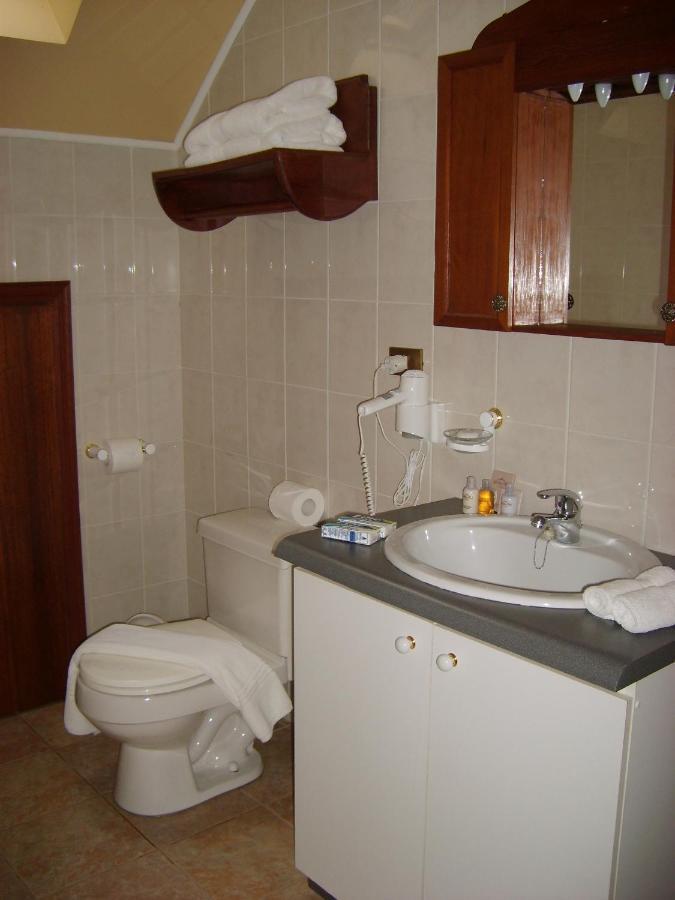 Yan Kee Way Lodge Bungalow Puerto Varas Eksteriør billede